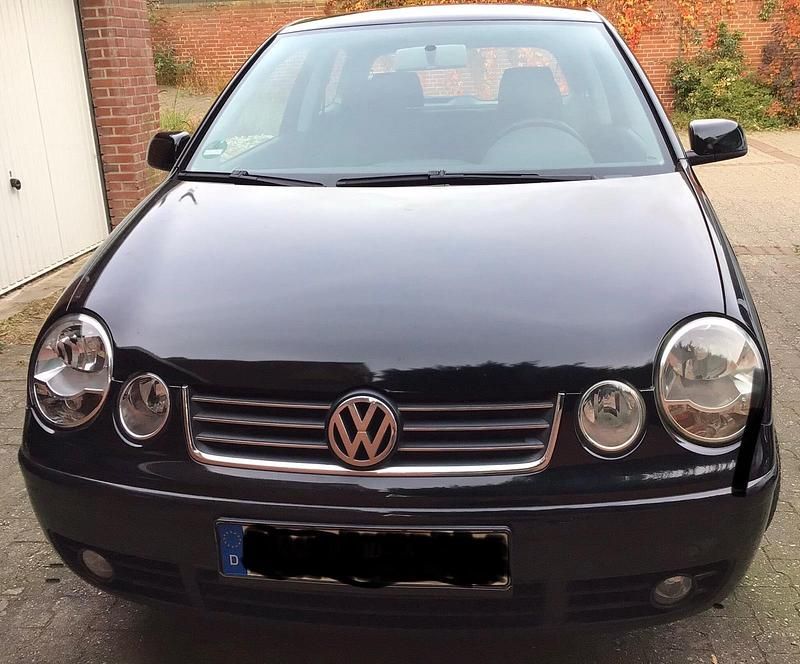 Schwarz Gebraucht 2004 VW Polo Highline Kleinwagen | 4.150 € (Teuer) - Bild 1/4