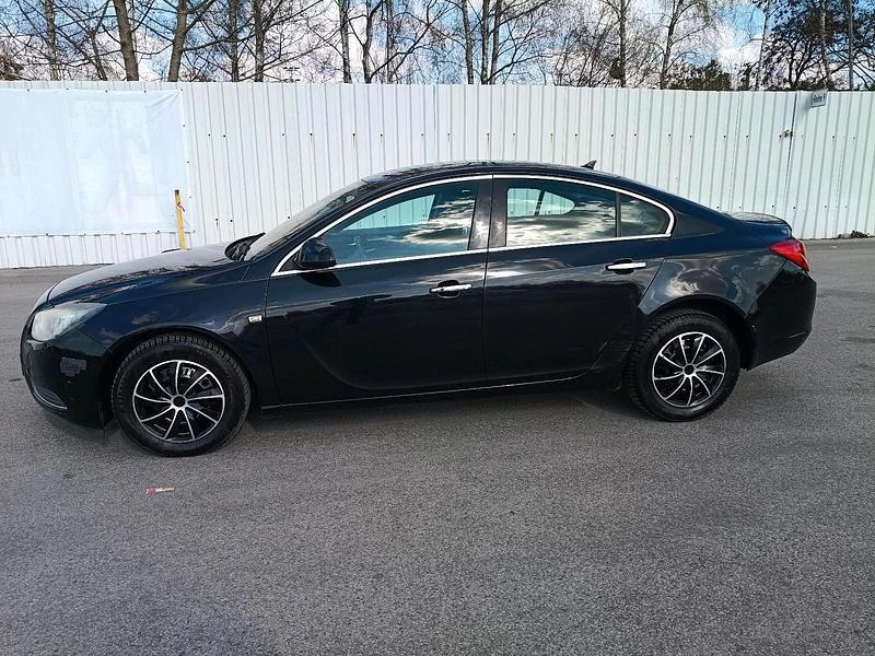 Gebraucht Opel Insignia 130 PS (95 kW) 2009 Limousine