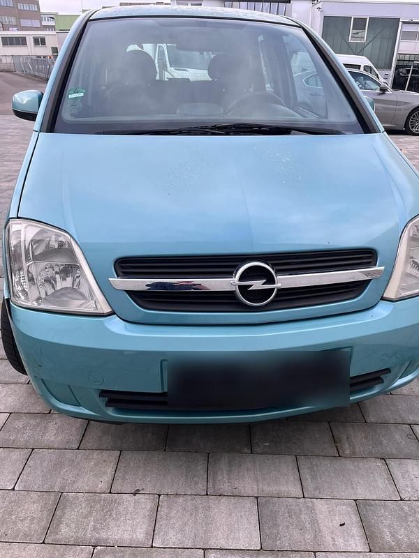 Używany Opel Meriva 75 KM (55 kW) 2004 Andere farben Minivan