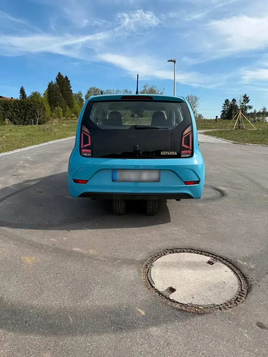 Gebraucht VW up! 20 PS (14 kW) 2023 Kleinwagen