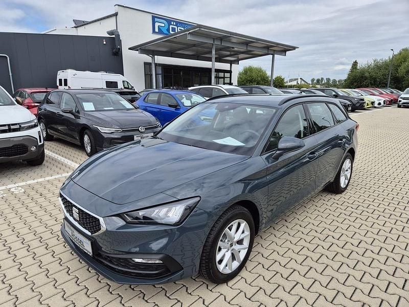 Blau Neu 2025 Seat Leon Style Limousine | 26.490 € (Guter Preis) - Bild 1/4