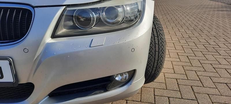 Gebraucht BMW 320 184 PS (135 kW) 2012 Silber Kombi