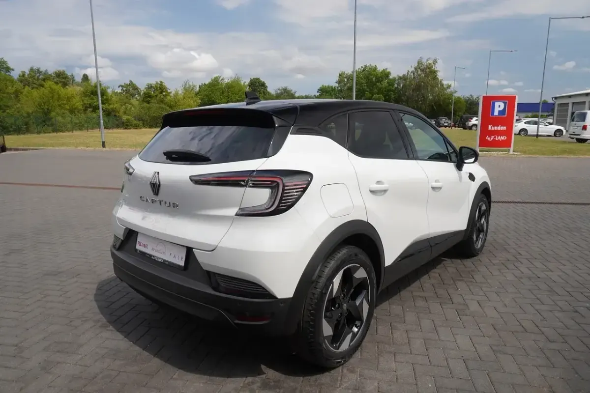 Neu Renault Captur 91 PS (66 kW) 2026 Weiß SUV