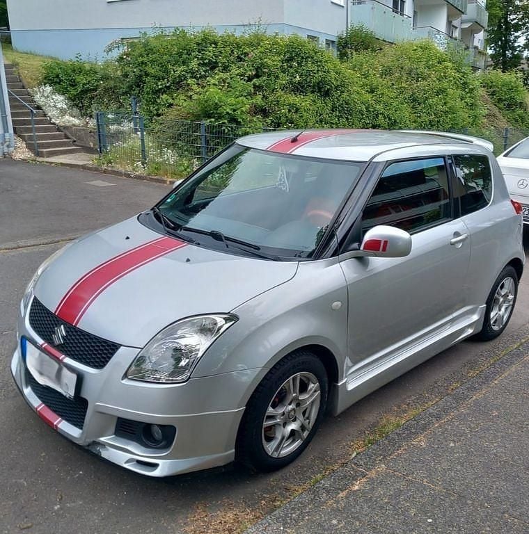 Silber Gebraucht 2007 Suzuki Swift Sport Limousine | 2.450 € (Fairer Preis) - Bild 1/4