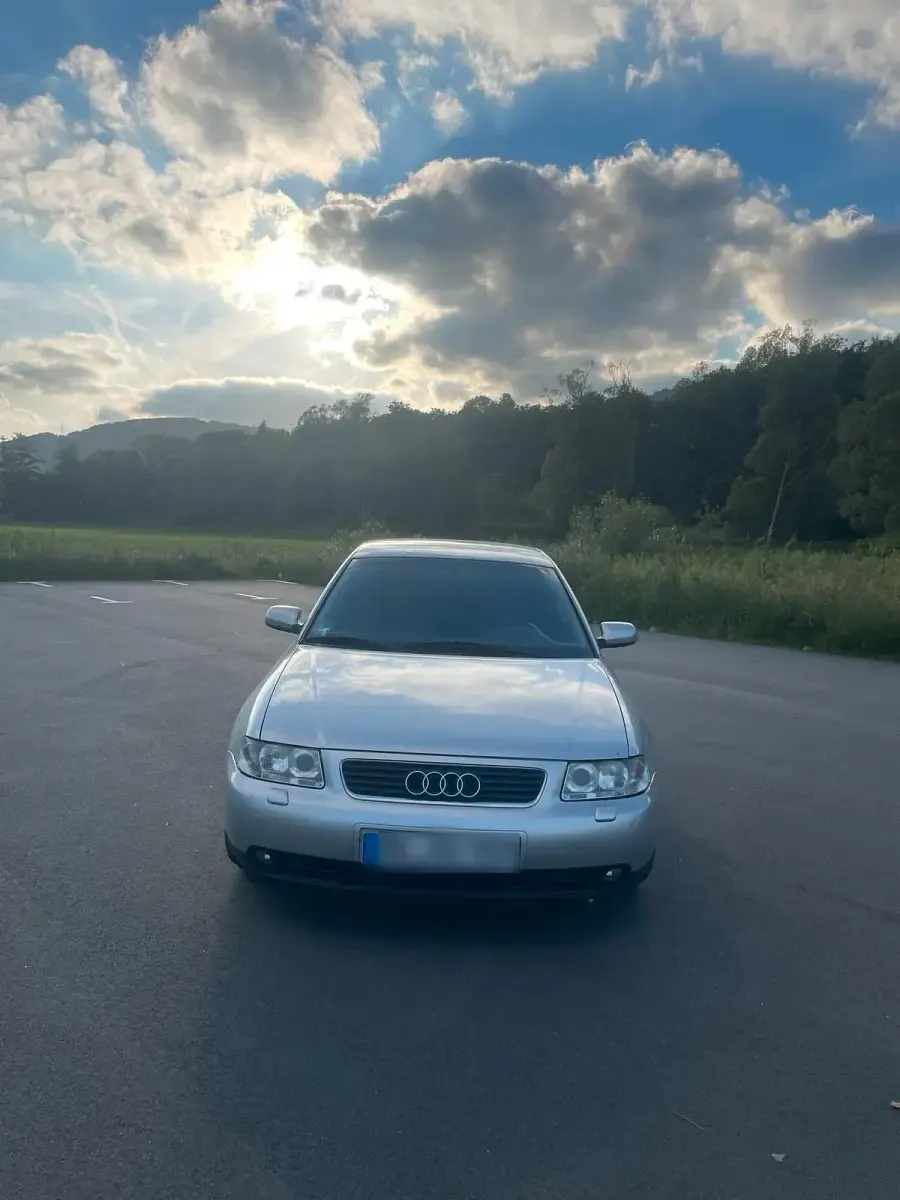 Gebraucht Audi A3 102 PS (75 kW) 2002 Silber Kleinwagen