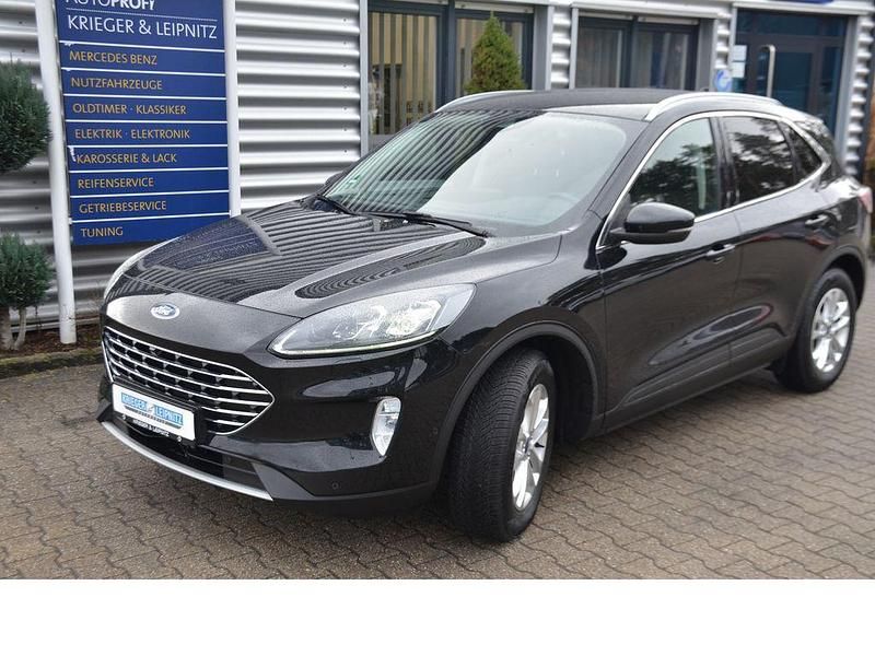 Gebraucht Ford Kuga Titanium 190 PS (139 kW) 2020 Schwarz SUV