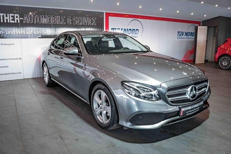 Gebraucht Mercedes E220 Avantgarde 194 PS (142 kW) 2016 Grau Limousine