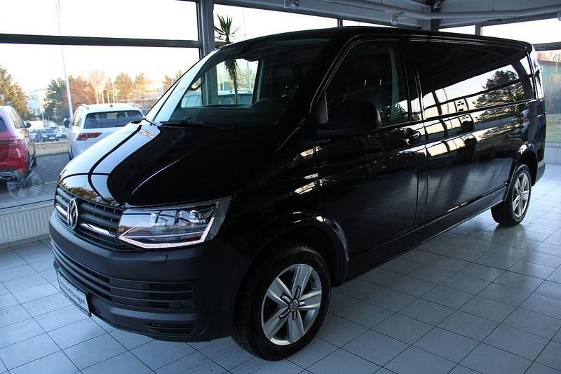 Gebraucht VW Transporter 150 PS (110 kW) 2019 Deep black Van
