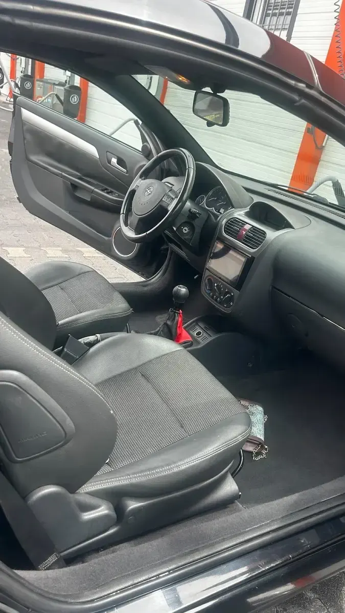 Gebraucht Opel Tigra 90 PS (66 kW) 2005 Schwarz Cabrio