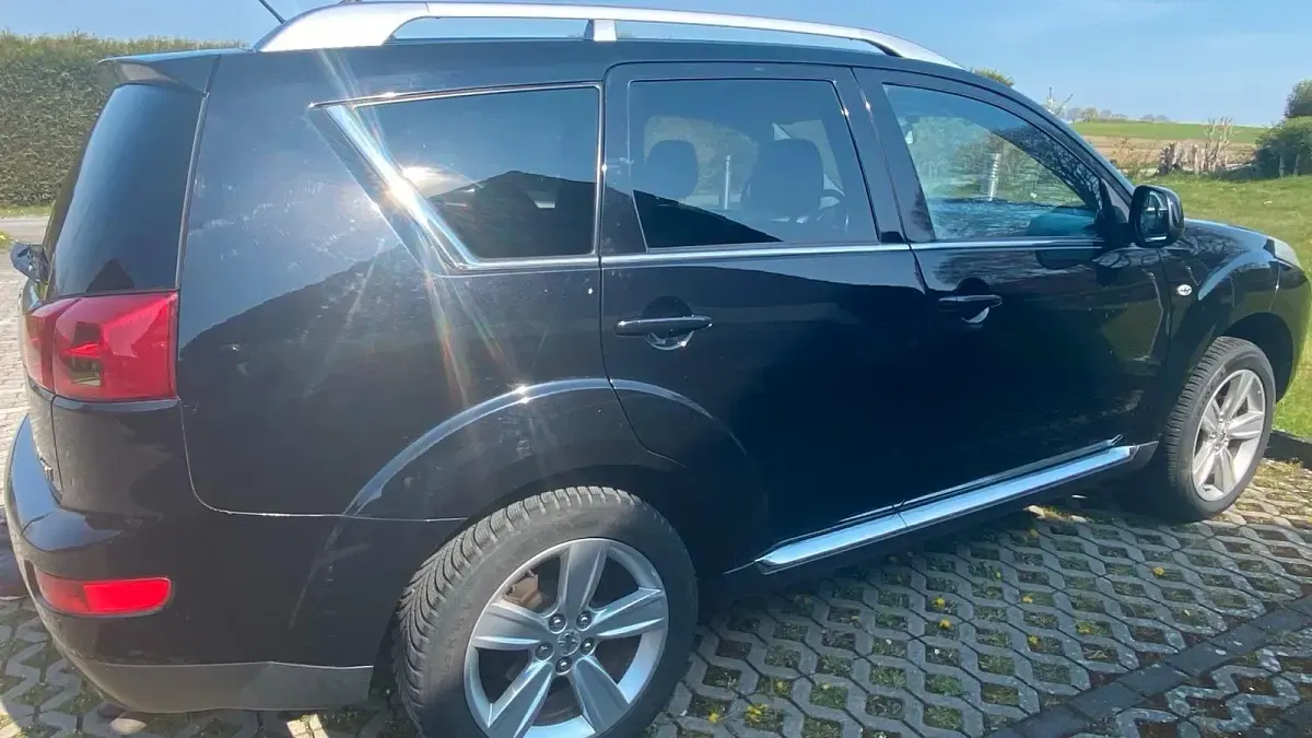Gebraucht Peugeot 4007 146 PS (107 kW) 2009 Schwarz SUV