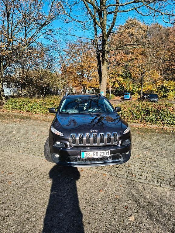 Grau Gebraucht 2014 Jeep Cherokee SUV | 8.999 € (Guter Preis) - Bild 1/4