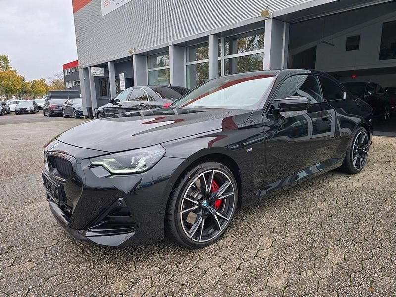 Black sapphire metallic Gebraucht 2024 BMW M240 M Sport Coupé | 49.980 € (Fairer Preis) - Bild 1/4