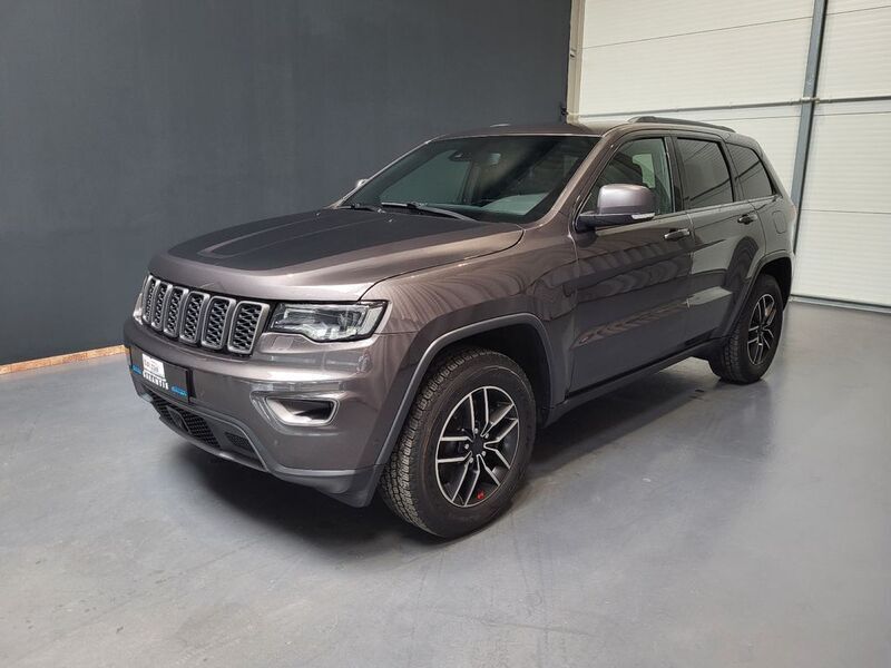 Granite crystal met. clear Gebraucht 2019 Jeep Grand Cherokee Trailhawk SUV | 32.950 € (Etwas zu teuer) - Bild 1/4