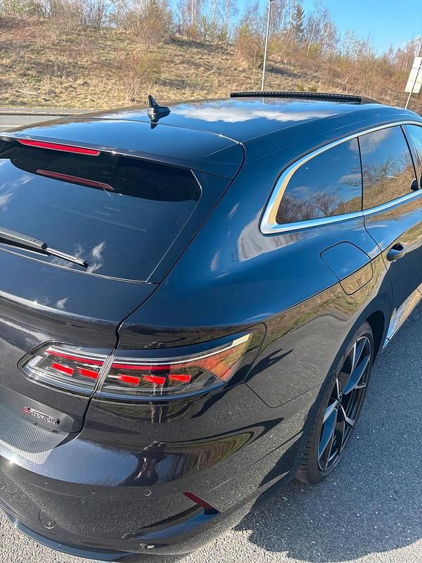 Gebraucht VW Arteon R 320 PS (235 kW) 2022 Schwarz Kombi