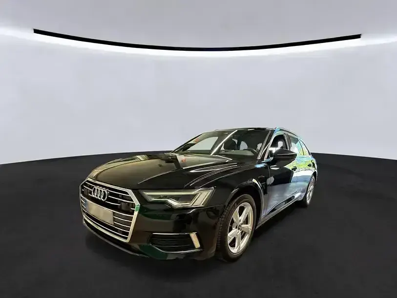 Gebraucht Audi A6 Design 204 PS (150 kW) 2023 Mythosschwarz metallic Limousine