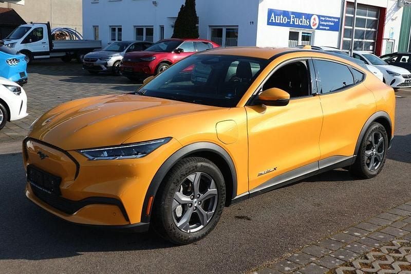 Gebraucht Ford Mustang Mach-E Extended Range 216 kW (294 PS) 2025 Orange SUV