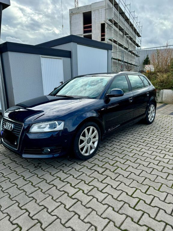 Blau Gebraucht 2008 Audi A3 Sportback S-Line Limousine | 4.500 € (Guter Preis) - Bild 1/4