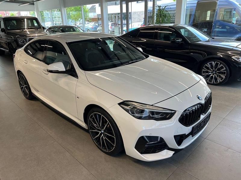 Weiß Gebraucht 2023 BMW 218 M Sport Coupé | 23.990 € (Fairer Preis) - Bild 1/4