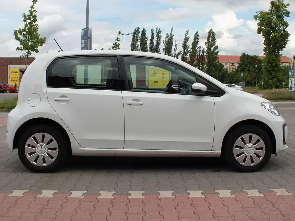 Gebraucht VW up! 65 PS (47 kW) 2021 Weiß Kleinwagen