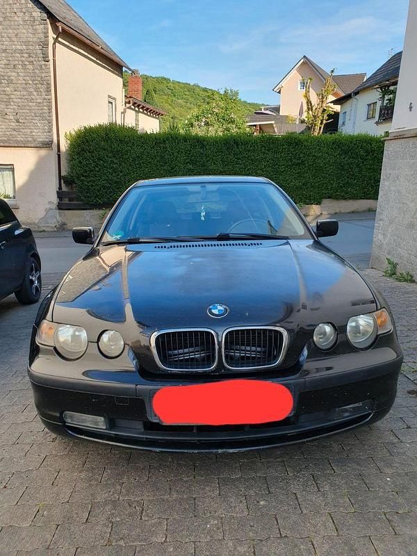 Gebraucht BMW 316 116 PS (85 kW) 2004 Schwarz Limousine