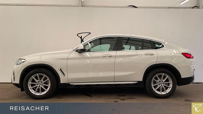 Gebraucht BMW X4 Efficient Dynamics 190 PS (139 kW) 2025 Alpinweiß uni SUV