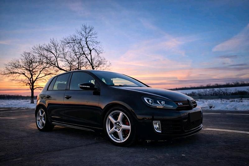 Gebraucht VW Golf VI GTI 270 PS (198 kW) 2010 Schwarz Kleinwagen