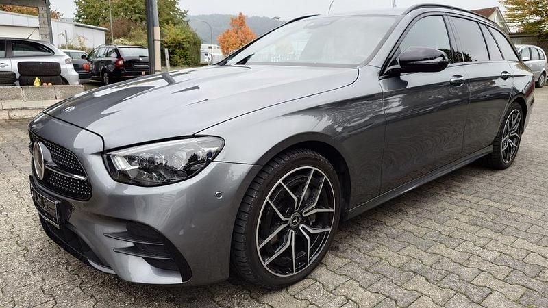 Gebraucht Mercedes E220 AMG 194 PS (142 kW) 2021 Grau Kombi