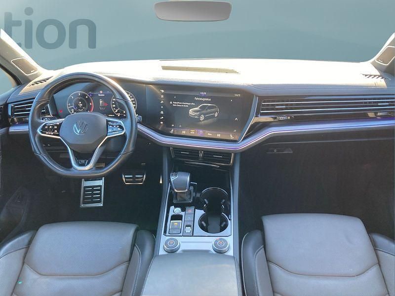 Gebraucht VW Touareg 286 PS (210 kW) 2023 Schwarz SUV