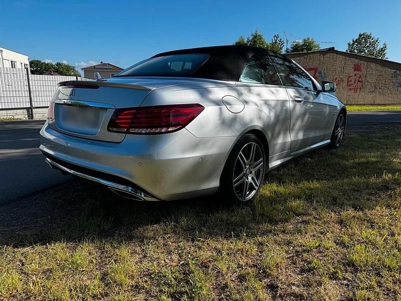 Gebraucht Mercedes E220 170 PS (125 kW) 2017 Silber Cabrio