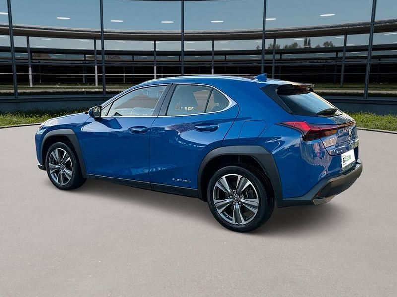 Gebraucht Lexus UX 300e 150 kW (204 PS) 2021 Blau SUV