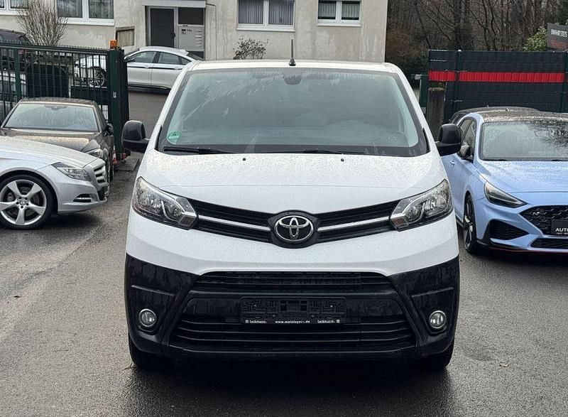 Gebraucht Toyota Proace Comfort 100 kW (136 PS) 2021 Weiß Van / Kleinbus