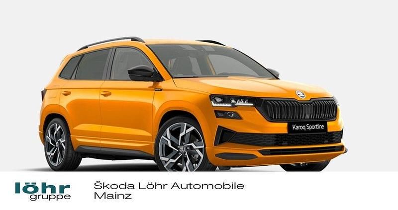 Phoenix orange premium meta... Neu 2025 Skoda Karoq SportLine SUV | 44.660 € - Bild 1/4