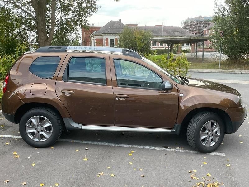 Braun Gebraucht 2014 Dacia Duster SUV | 8.500 € (Guter Preis) - Bild 1/4