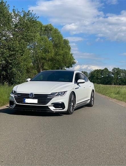 Weiß Gebraucht 2017 VW Arteon Limousine | 30.000 € (Teuer) - Bild 1/4