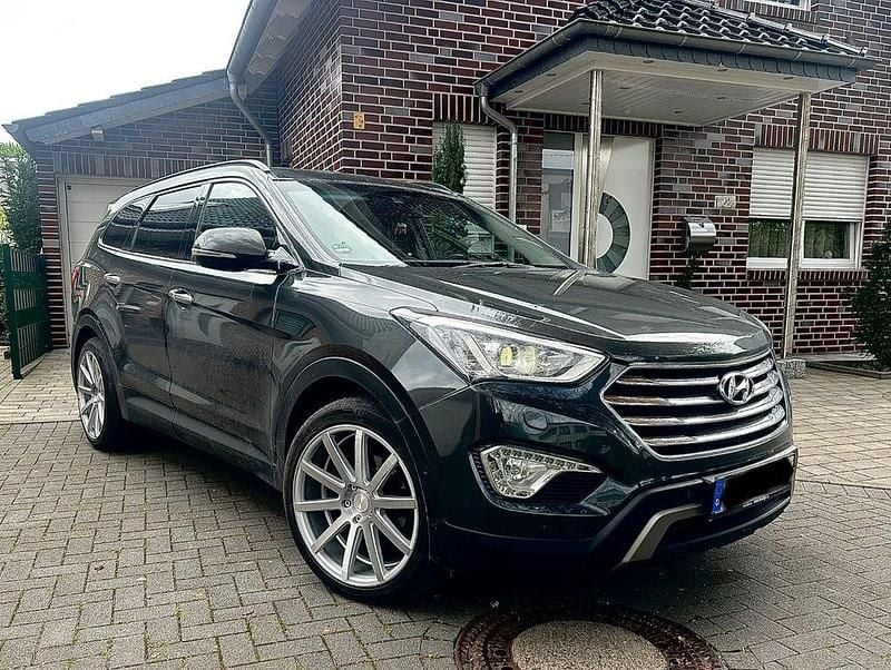 Gebraucht Hyundai Grand Santa Fe Premium 197 PS (144 kW) 2014 Grün SUV