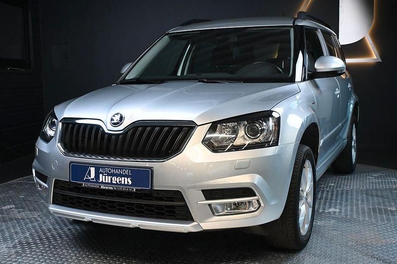 Gebraucht Skoda Yeti Joy 125 PS (91 kW) 2016 Silber SUV