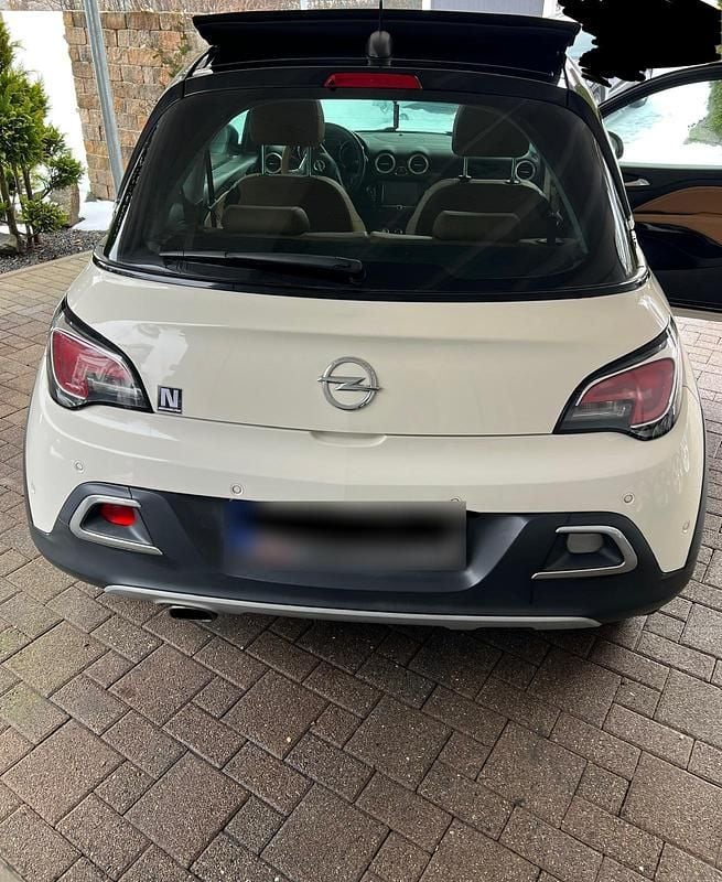 Gebraucht Opel Adam Rocks Rocks 115 PS (84 kW) 2018 Beige Kleinwagen