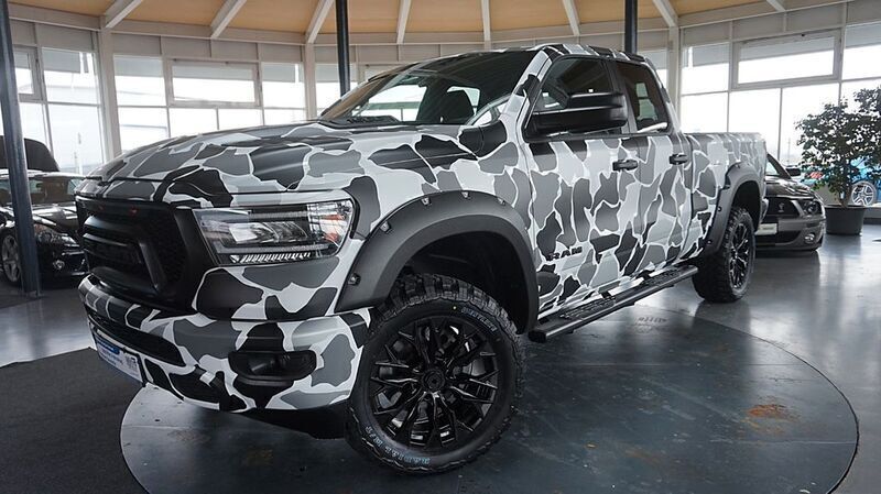 Weiß Gebraucht 2023 Dodge Ram Abholung | 54.900 € (Fairer Preis) - Bild 1/4