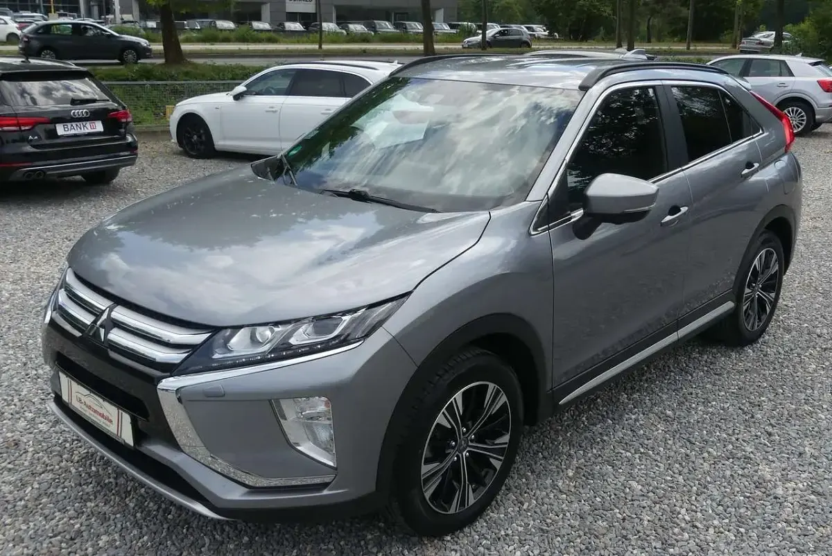 Gebraucht Mitsubishi Eclipse Cross Diamant Edition 163 PS (119 kW) 2020 Platinumgrau (m) SUV