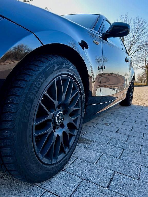 Gebraucht BMW 116 Efficient Dynamics 122 PS (89 kW) 2009 Schwarz Kleinwagen