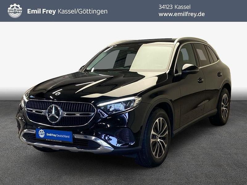 Schwarz Gebraucht 2022 Mercedes GLC220 Advanced SUV | 44.855 € (Fairer Preis) - Bild 1/4