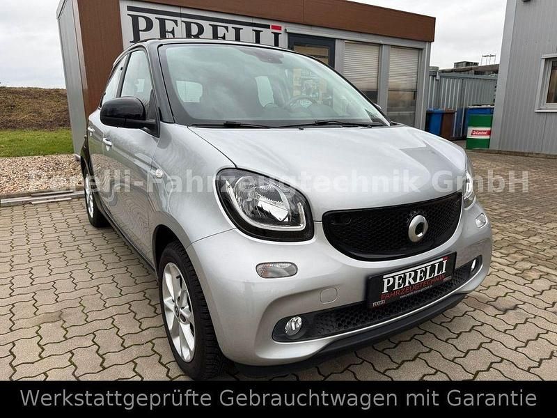 Gebraucht Smart ForFour Basis 90 PS (66 kW) 2016 Schwarz Kleinwagen