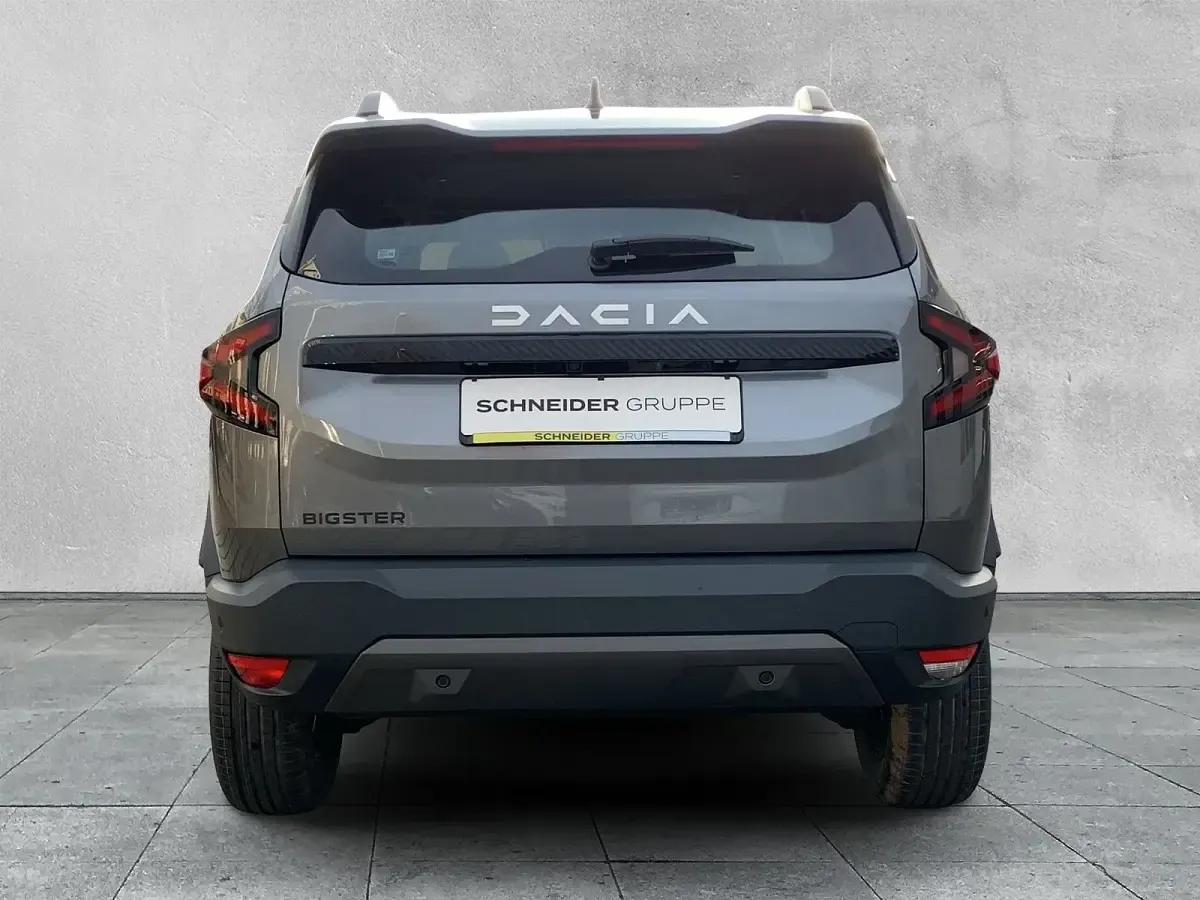 Gebraucht Dacia Bigster Expression 154 PS (113 kW) 2025 Grau SUV