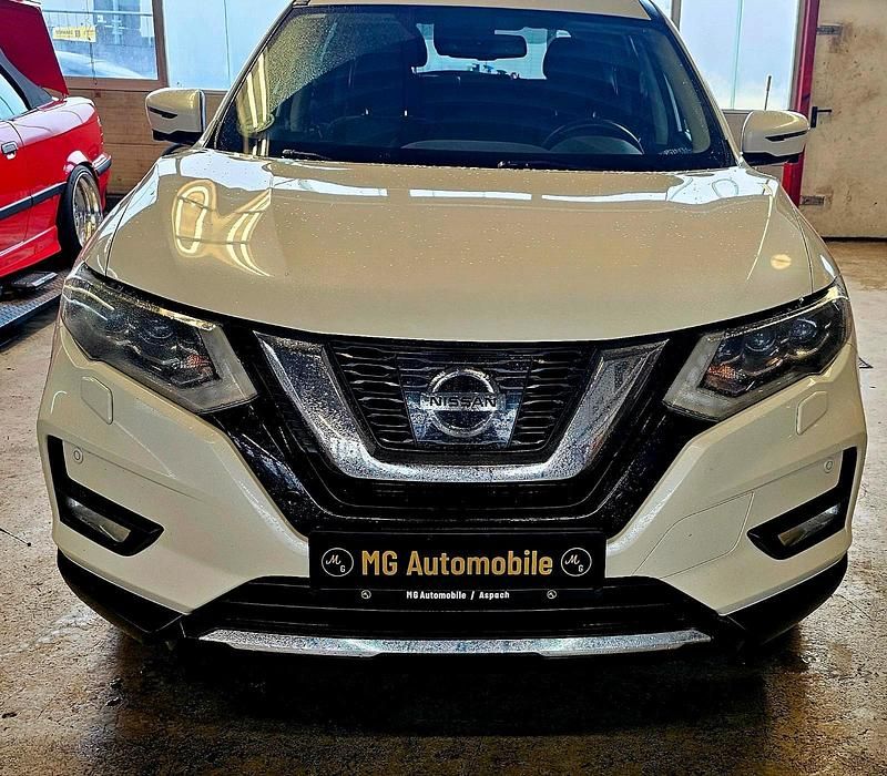 Gebraucht Nissan X-Trail Acenta 177 PS (130 kW) 2018 Brilliant white (m) SUV
