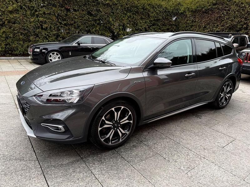 Gebraucht Ford Focus Active X 150 PS (110 kW) 2021 Grau Limousine