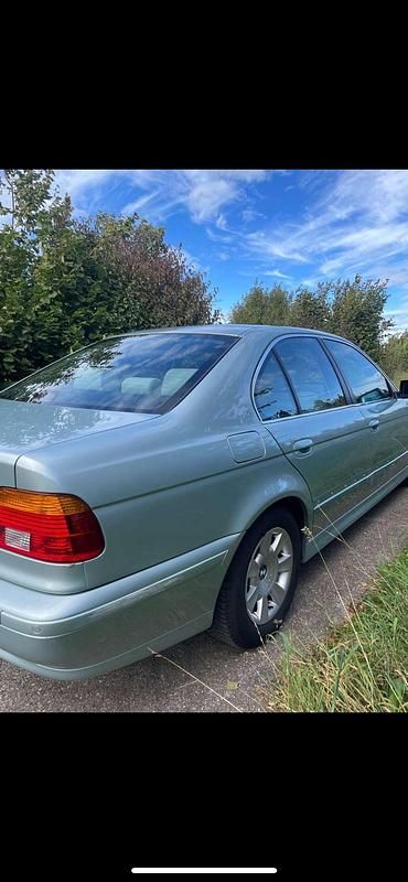 Gebraucht BMW 525 191 PS (140 kW) 2002 Grün Limousine