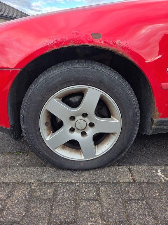 Second-hand Audi A4 125 CP (91 kW) 1997 Roșu Break