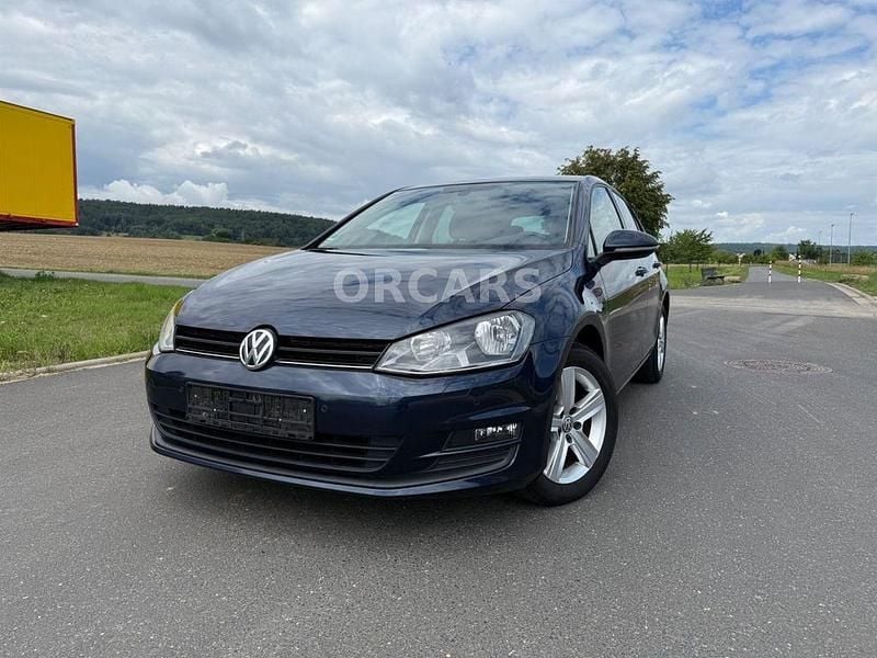 Blau Gebraucht 2014 VW Golf VII Comfortline Limousine | 9.100 € (Guter Preis) - Bild 1/4