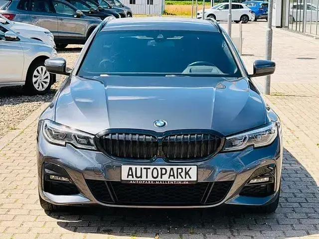 Gebraucht BMW 330e M Sport 113 PS (83 kW) 2021 Andere Kombi