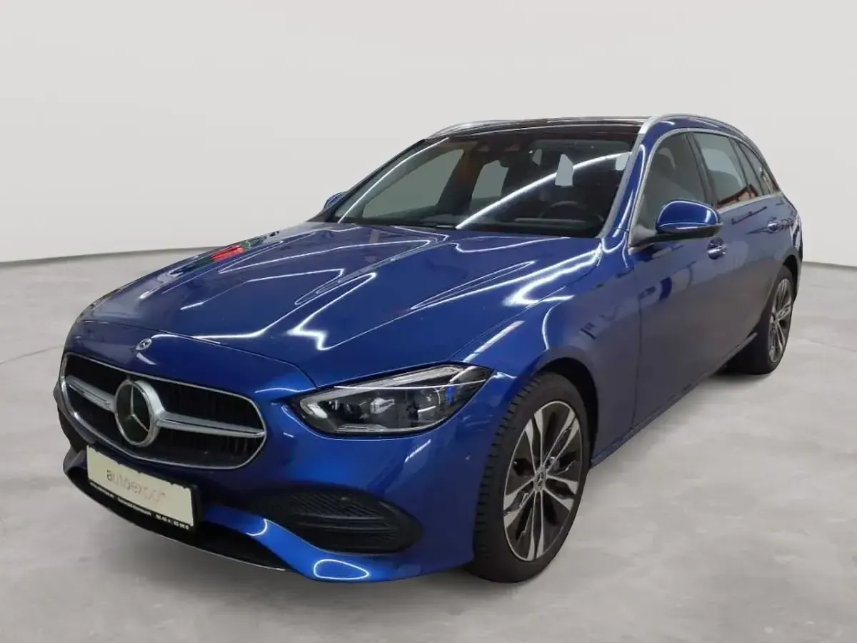Gebraucht Mercedes C300e Avantgarde 204 PS (150 kW) 2023 Spektralblau metallic Kombi